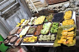 Buffet on a former door at Baracoando in Baracoa