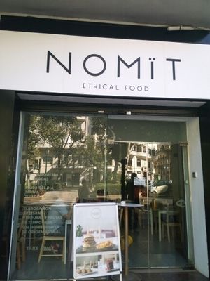Entrance at Nomit in Valencia