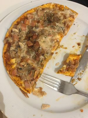 Delicious carbonara pizza. June 2018 at Nomit in Valencia