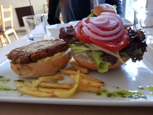 Hamburguesa Prince !   at Nomit in Valencia