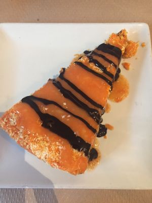 Raw carrot cake  at Nomit in Valencia