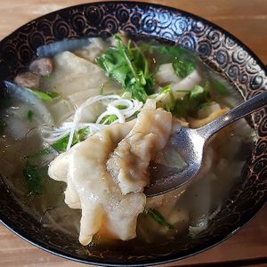 Wantan Soup - detail at Soya in Berlin