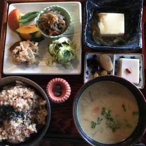 Set meal 1100yen at Aisunao in Naoshima