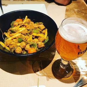 Aliños brown, proteína de soja con patatas y verduras at La Huella Vegana in Rivas-vaciamadrid