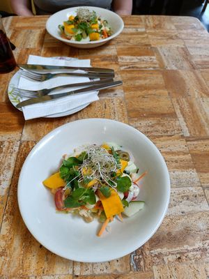 Entree Mango Salad at La Bio Cafetta in Lima