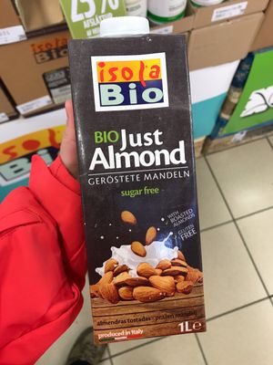 Almond MIlk at Netto in Borgarnes