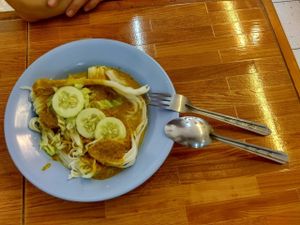 Curry noodles at Phartom in Chiang Rai