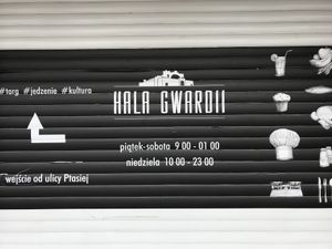 Opening hours: Fri-Sat 09.00 - 01.00, Sun 10.00 - 23.00 at Zarcie Mamuski in Warsaw