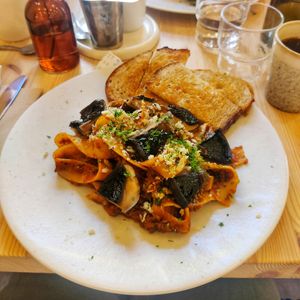 Vegan parpadelle bolognese with garlic mushrooms and fried bread at El Fant in Helsinki