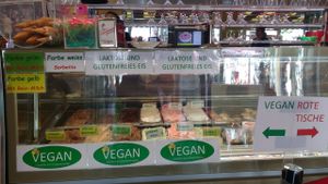 Usually the shortest line, too! at Eissalon am Schwedenplatz in Vienna