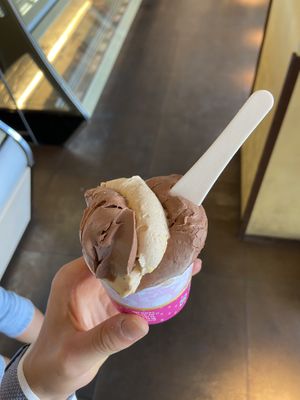   at Eissalon am Schwedenplatz in Vienna