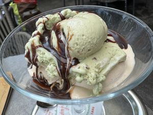 vegan phantasy 🍨  at Eissalon am Schwedenplatz in Vienna