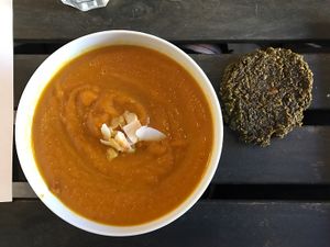 velouté et pain de légumes  at Naturabsolu in Villeneuve-les-avignon