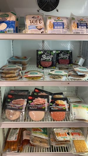 Fermented tofu, smoked tofu, Japanese tofu, tempeh, hamburgers, sausages and vegetable sausages. at Eco-Viure in Mallorca