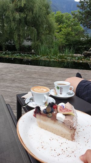 Kaffee und Kuchen at La Vimea - Vegan Hotel & Vegan Restaurant in Naturno
