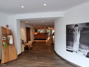 Hotel lobby at La Vimea - Vegan Hotel & Vegan Restaurant in Naturno