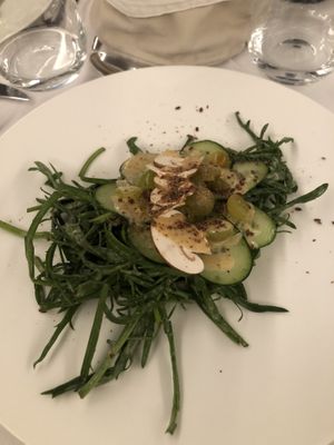 Hirschhorn-Wegerich, Gurke & 🍄 at La Vimea - Vegan Hotel & Vegan Restaurant in Naturno