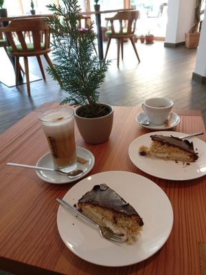 Coffee and cake at La Vimea - Vegan Hotel & Vegan Restaurant in Naturno