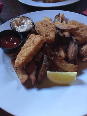 Vegan Fish & Chips at Alibi in Washington