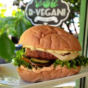  at B-Vegan in Salvador