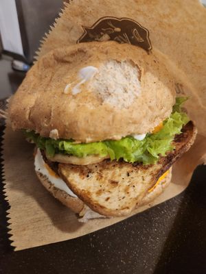 black bean burgee at B-Vegan in Salvador