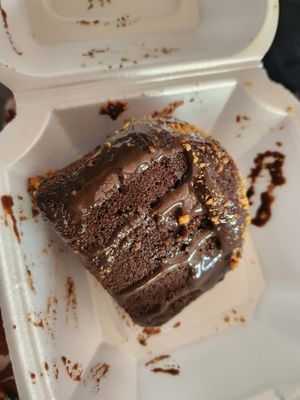 chocolate cake at B-Vegan in Salvador