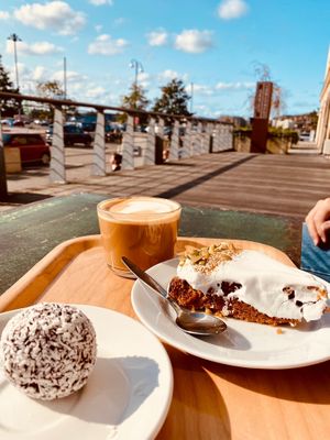 Vegan carrot cake and a chocolate bollar - so yummi at Kafe Frilagret  in Gothenburg