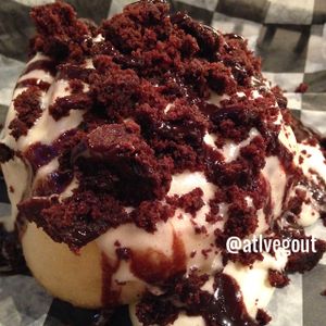 cinnamon roll  at Cinnaholic in Atlanta