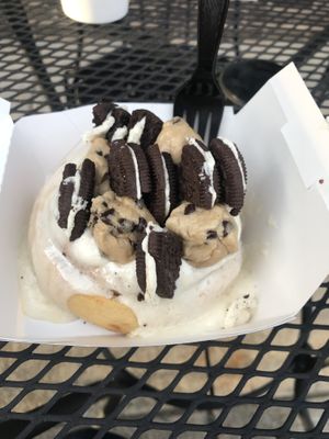 This is everything 🙌🏼 at Cinnaholic in Atlanta