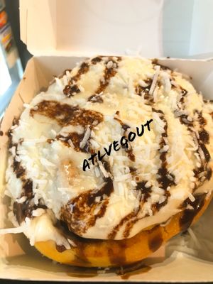 Samoa at Cinnaholic in Atlanta