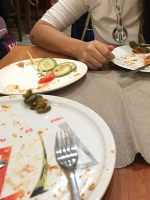 This is what happened when it is delicious!! You can take a photo!!! You eat ir  at Elelem Etterem in Gyor