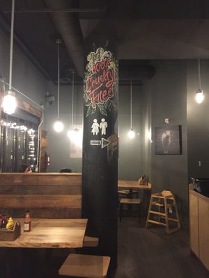 Vibe at Boon Burger Cafe in Burlington