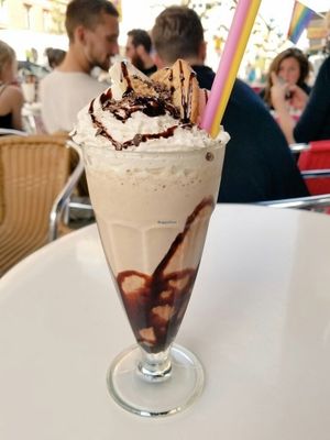 smores mylkshake at Delivore Hornstull in Stockholm