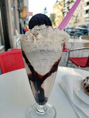 oreo mylkshake at Delivore Hornstull in Stockholm