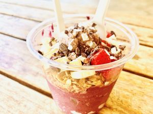 Açaí bowl at Wow Wow Hawaiian Lemonade in Kihei