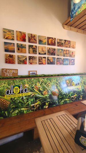 Inner decoration at Wow Wow Hawaiian Lemonade in Kihei