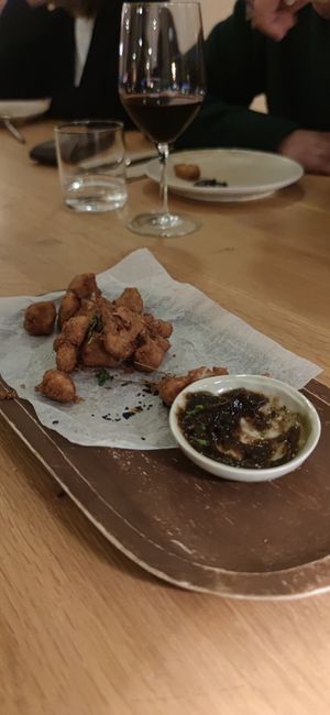 Coliflor rebozada at The Green Spot in Barcelona