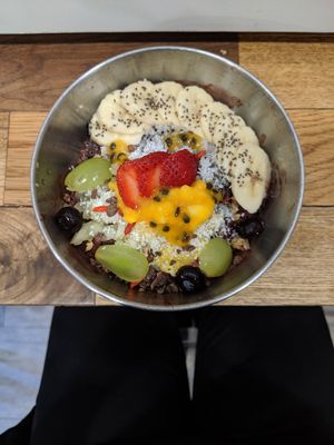 Original flower bowl without bee pollen at Project Acai - Takashimaya in Central Singapore