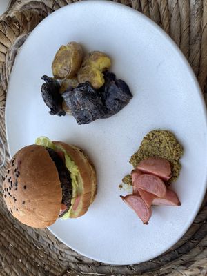 burger  at Evergreen Organics in Doha