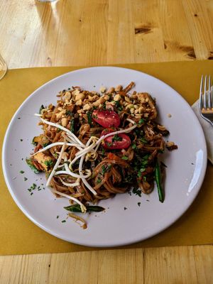 Pad Thai at Loving Hut in Rimini