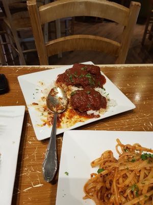 Pasta with sunflower seeds and a greekish dish at Trivoli Vegan Kafeneio in Athens