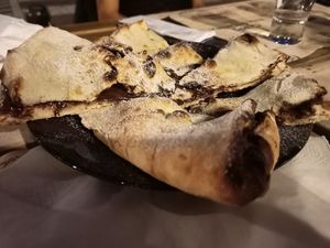 Pizza nutella at Ai 6 Angoli in Brussels