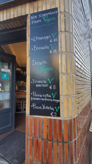  at Ai 6 Angoli in Brussels