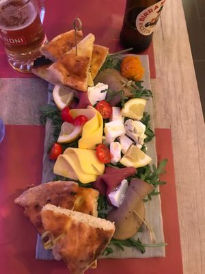  at Ai 6 Angoli in Brussels