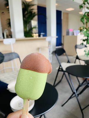 Dammsugare ice cream pop at Minù in Lund