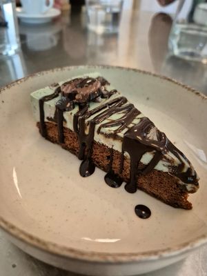 Dreamy mint ice cream cake  😍 at Minù in Lund