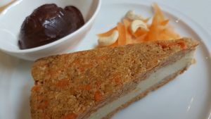 raw carrotcake and choco vegan ice cream at TheLifeCo Akra Antalya Wellbeing and Detox Center in Antalya