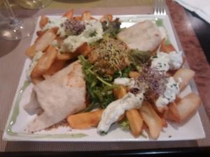 Fajitas at Yanten Veggie Bar in Madrid