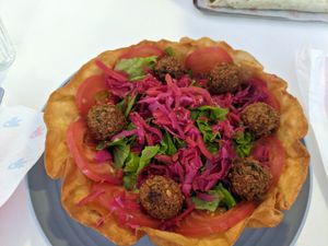 Falafel Salad at Jeni's Diner in Caminha