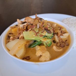 Vegan curry at The Junction in Redhill